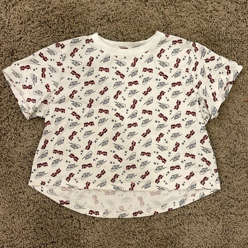 Nike The Nike Tee Girls Size M